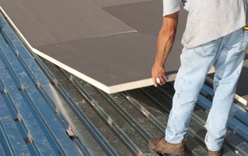 benefits of insulating Tanden flat roofing